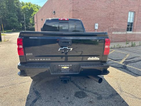 Used 2019 Chevrolet Silverado 2500 High Country AWD/4WD image 9