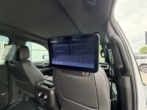 Used 2023 GMC Yukon XL AT4 w/ AT4 Premium Package image 31