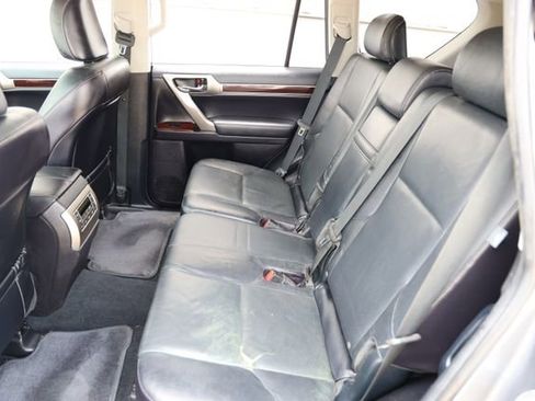 Used 2015 Lexus GX 460 w/ Premium Package AWD/4WD image 13