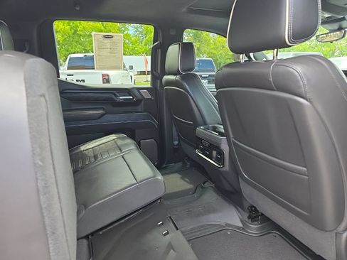 Used 2023 GMC Sierra 1500 AT4X AWD/4WD image 11