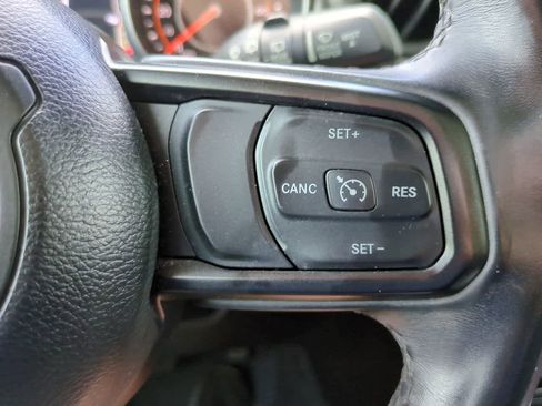 Used 2019 Jeep Wrangler Sport AWD/4WD image 23