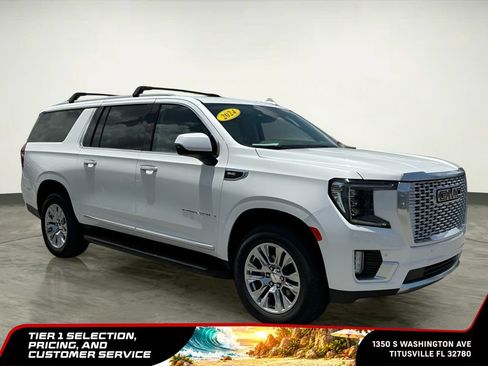 Used 2024 GMC Yukon XL Denali RWD image 11