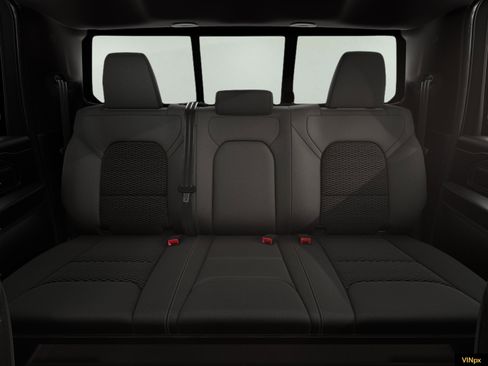New 2026 RAM 1500 Express AWD/4WD image 17