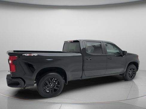 Used 2024 Chevrolet Silverado 1500 RST w/ Protection Package AWD/4WD image 4