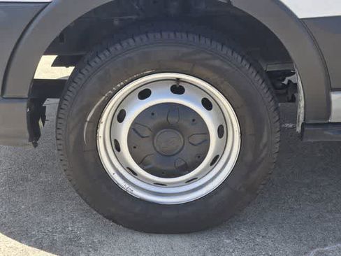 Used 2020 Ford Transit 250 Low Roof RWD image 7