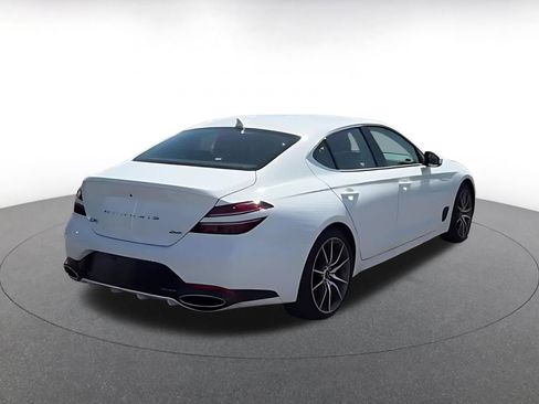 Used 2025 Genesis G70 2.5T AWD/4WD image 8