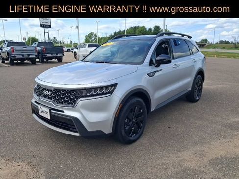 Used 2022 Kia Sorento S w/ Panoramic Sunroof Package AWD/4WD image 4