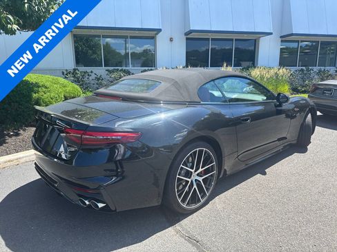 Used 2024 Maserati GranCabrio Trofeo AWD/4WD image 2