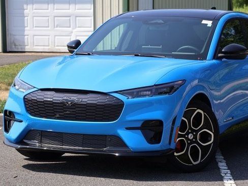 Certified 2022 Ford Mustang Mach-E GT image 2