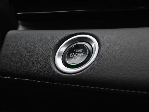 Used 2021 Cadillac Escalade Sport w/ Driver Assist Tech Package image 14