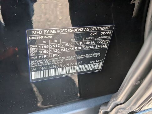 Certified 2025 Mercedes-Benz GLA 250 4MATIC image 40