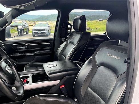 Used 2025 RAM 1500 Laramie AWD/4WD image 25