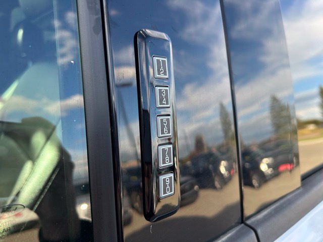 Used 2024 Ford F350 Lariat w/ Black Appearance Package AWD/4WD image 12