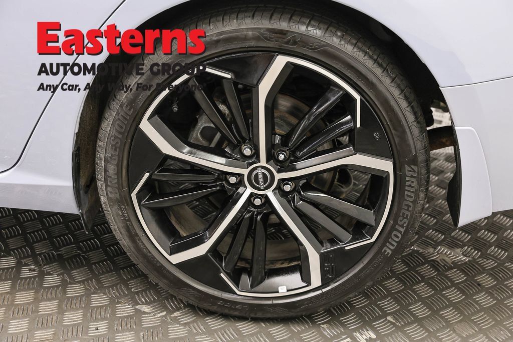 Used 2025 Nissan Altima 2.5 SR w/ SR Premium Package FWD image 33