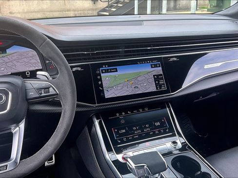 Used 2025 Audi RS Q8 performance AWD/4WD image 9