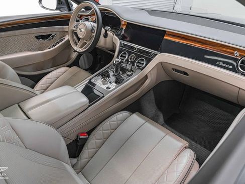 Used 2023 Bentley Continental GT V8 AWD/4WD image 2