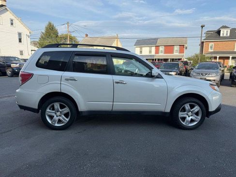 Used 2010 Subaru Forester 2.5X Premium AWD/4WD image 6