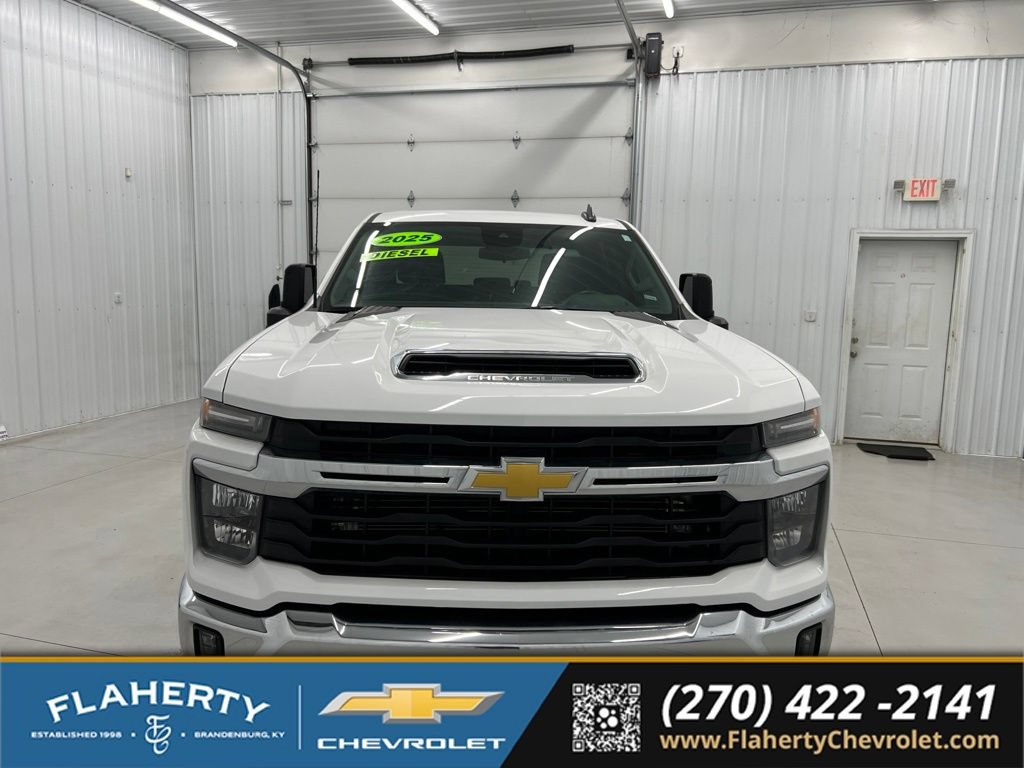 Used 2025 Chevrolet Silverado 2500 LT w/ Convenience Package AWD/4WD image 7
