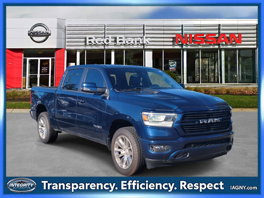 Used 2023 RAM 1500 Laramie AWD/4WD image 1