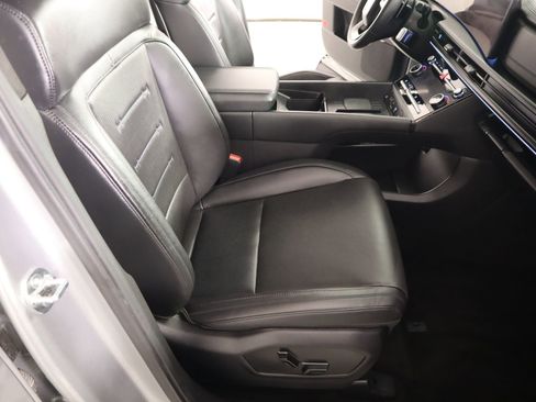 Used 2025 Hyundai Santa Fe Calligraphy image 15