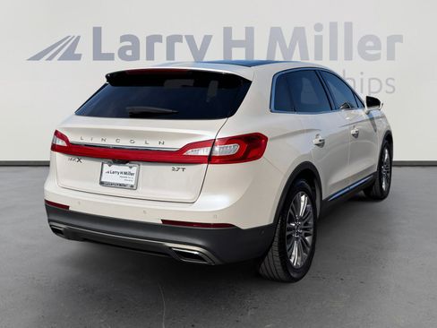 Used 2018 Lincoln MKX Reserve w/ Driver Assistance Package image 5