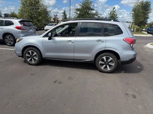 Used 2018 Subaru Forester 2.5i Limited AWD/4WD image 5