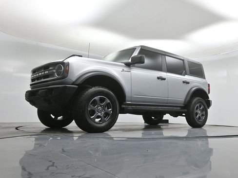 Used 2023 Ford Bronco Big Bend image 44