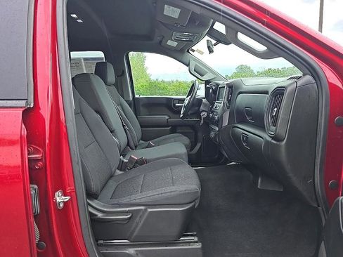 Used 2019 Chevrolet Silverado 1500 Custom Trail Boss w/ Custom Convenience Package image 32