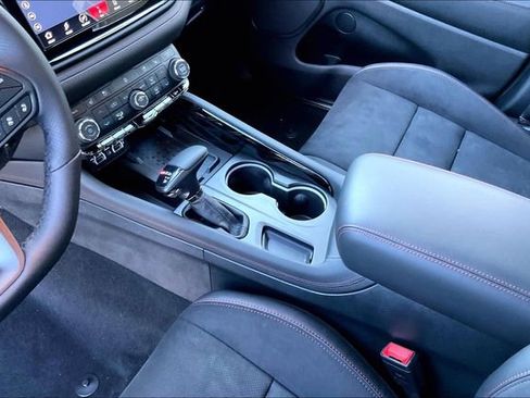 New 2025 Dodge Durango GT AWD/4WD image 7