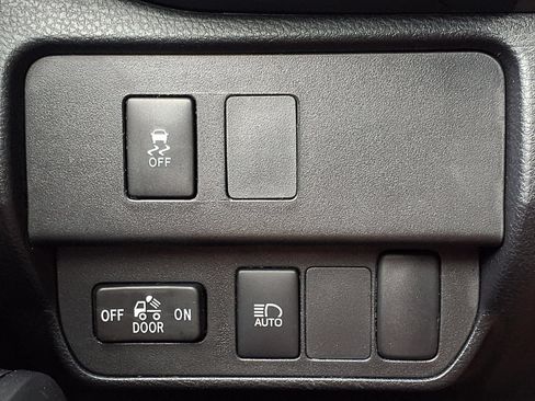 Certified 2023 Toyota Tacoma SR AWD/4WD image 23