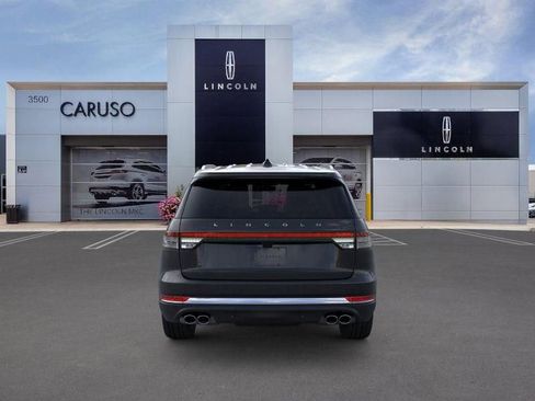 New 2026 Lincoln Aviator 2WD image 5