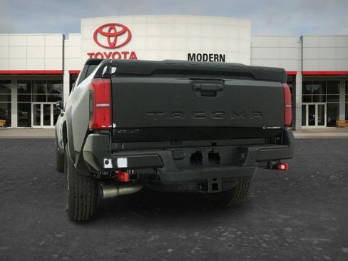 New 2026 Toyota Tacoma TRD Off-Road AWD/4WD image 16