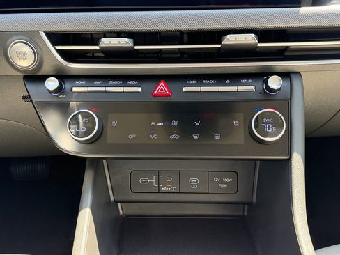 Certified 2025 Hyundai Sonata SEL FWD image 11