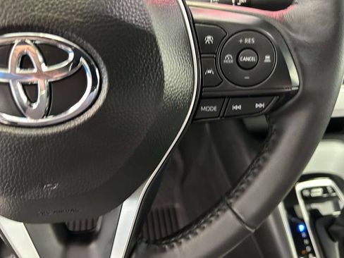 Used 2026 Toyota Corolla SE FWD image 19