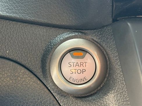 Used 2019 Nissan Sentra SV FWD image 20