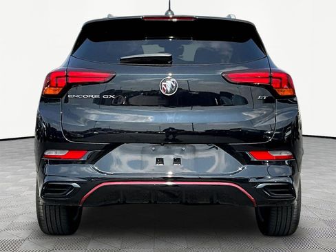 Used 2022 Buick Encore GX Preferred w/ Sport Touring Package FWD image 5