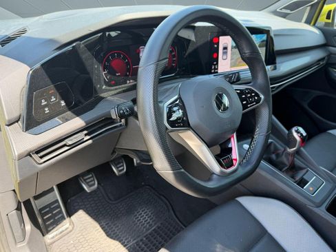 Used 2022 Volkswagen GTI Autobahn FWD image 4