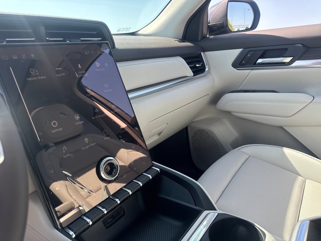 New 2027 GMC Terrain Denali AWD/4WD image 16