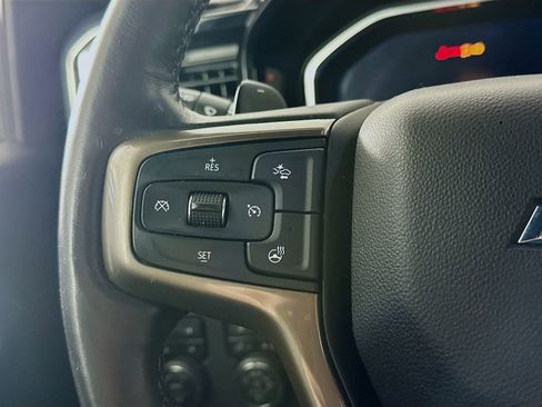 Used 2022 Chevrolet Silverado 1500 High Country w/ High Country Premium Package AWD/4WD image 25