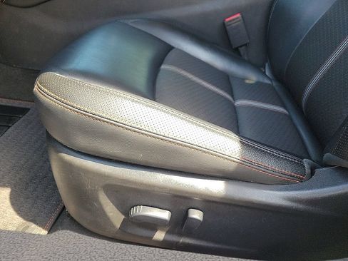 Used 2024 Nissan Altima 2.5 SR FWD image 12