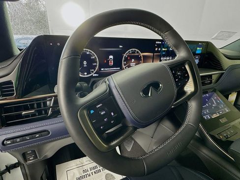 New 2026 INFINITI QX80 4WD image 13