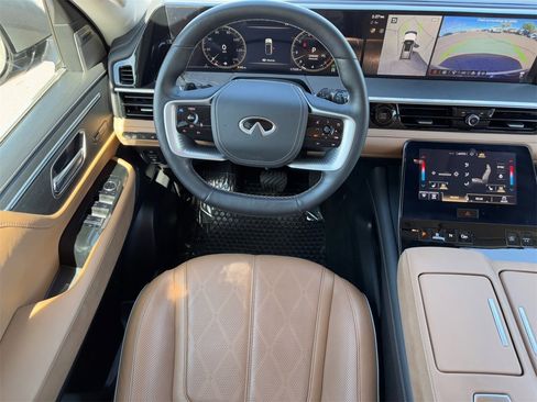 Used 2025 INFINITI QX80 Sensory image 13