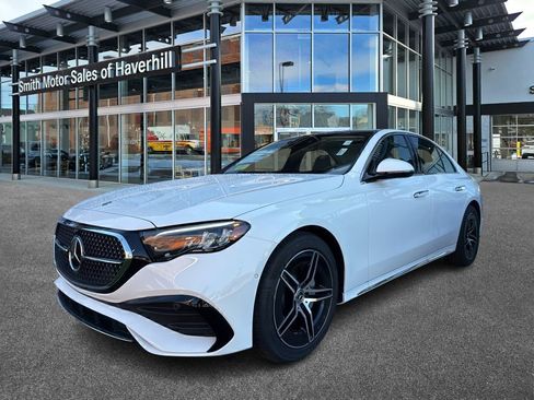 New 2026 Mercedes-Benz E 350 4MATIC Sedan image 3