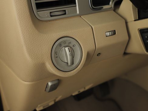 Used 2007 Lincoln Navigator 2WD image 17