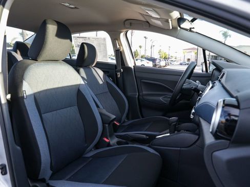 New 2025 Nissan Versa SV image 19