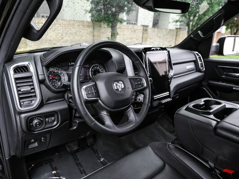Used 2023 RAM 1500 Laramie AWD/4WD image 25