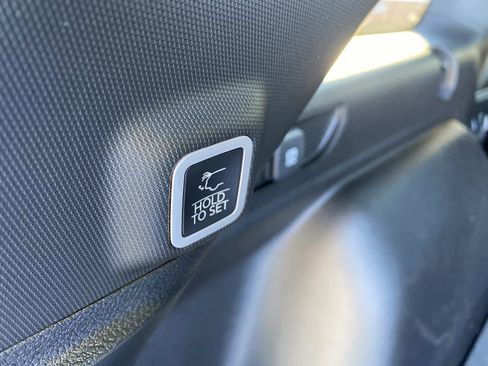 New 2026 Jeep Grand Cherokee Limited image 3