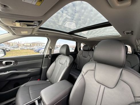 New 2026 Kia Sorento S w/ S Panoramic Sunroof Package image 22