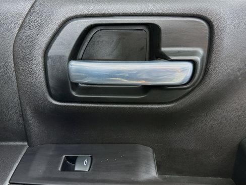 Used 2020 Chevrolet Silverado 1500 LT w/ Texas Edition image 29