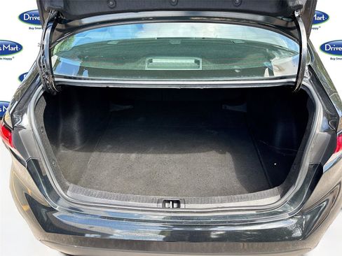 Used 2021 Toyota Corolla LE FWD image 24